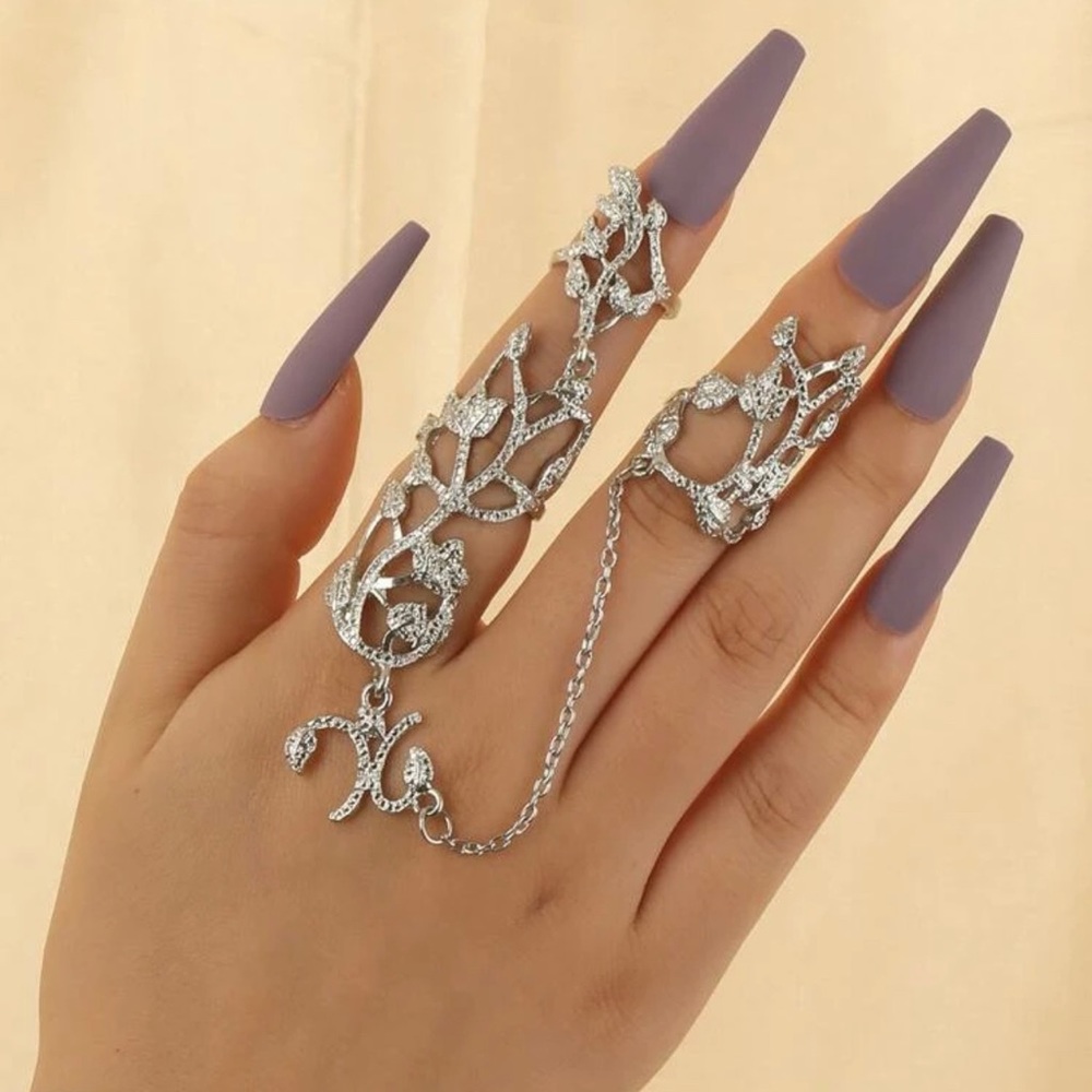 Flower decor ring with chain Silver Tone